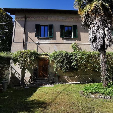 Curt Da Beta - Casa Vacanze Con Giardino In Corte Del XVIII Secolo Malnate Dış mekan fotoğraf